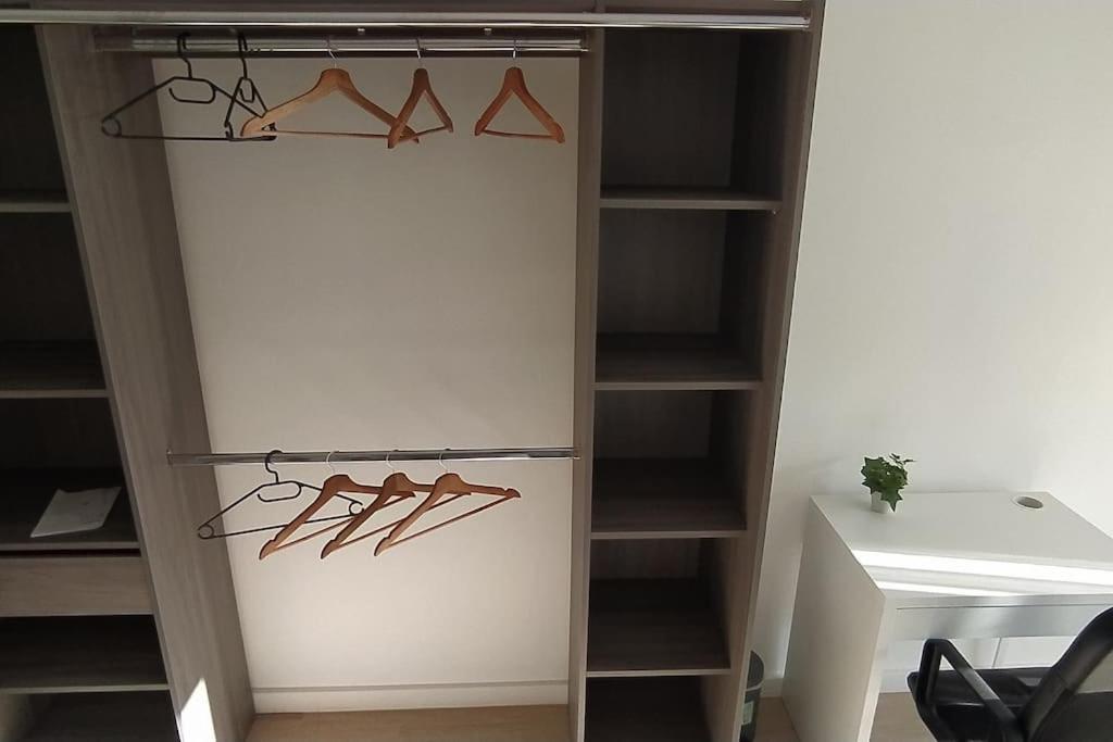 아르장퇴유 Parisian Cosy Flat With Balcony 아파트 외부 사진